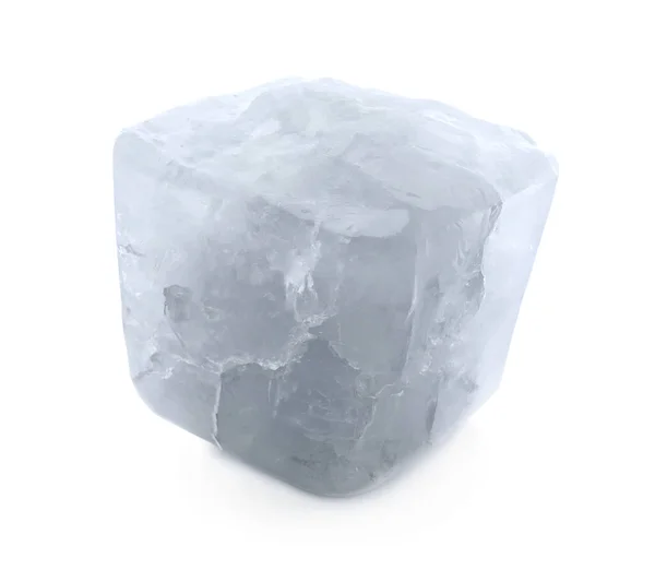 Een Kristalheldere Ijsblokje Geïsoleerd Wit — Stockfoto