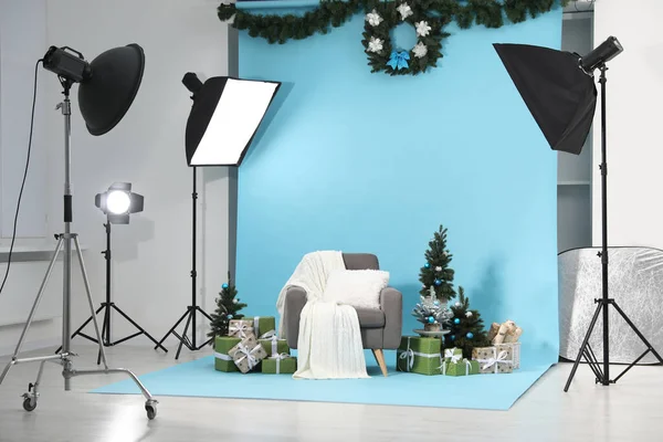 Bela Zona Fotos Temáticas Natal Com Equipamento Profissional Poltrona Elegante — Fotografia de Stock