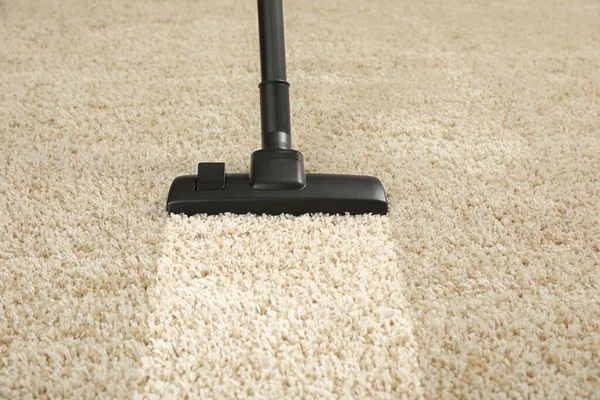Hoovering Carpet Vacuum Cleaner Clean Trace Dirty Surface — Stock Photo, Image