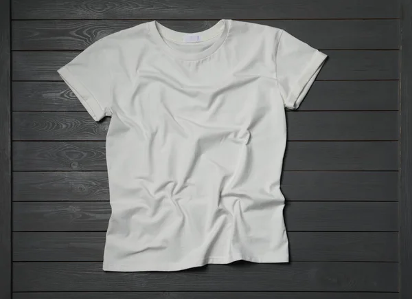 Stijlvol Wit Shirt Grijze Houten Tafel Bovenaanzicht — Stockfoto
