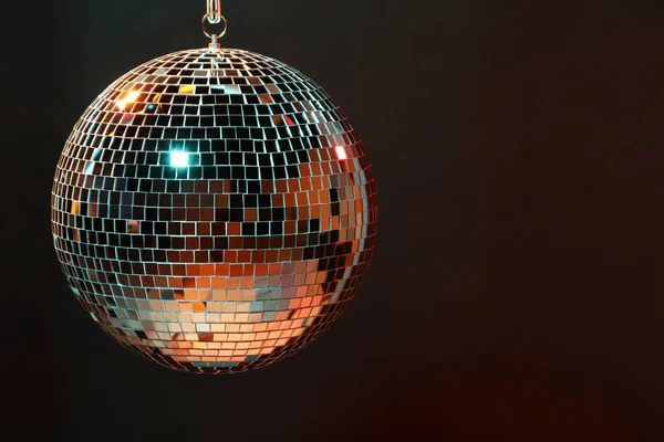 Boule Disco Lumineuse Brillante Sur Fond Sombre Espace Pour Texte — Photo