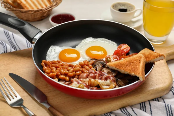 Geleneksel Ngiliz Kahvaltısı Hazırlanmış Tava Yakın Plan — Stok fotoğraf