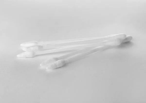 Boccioli Cotone Puliti Isolati Bianco Prodotto Igienico — Foto Stock