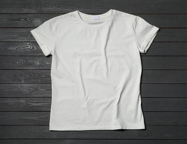 Stilvolles Weißes Shirt Auf Grauem Holztisch Draufsicht — Stockfoto