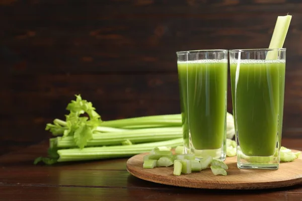Glasses Delicious Celery Juice Vegetables Wooden Table Space Text — Stock Photo, Image