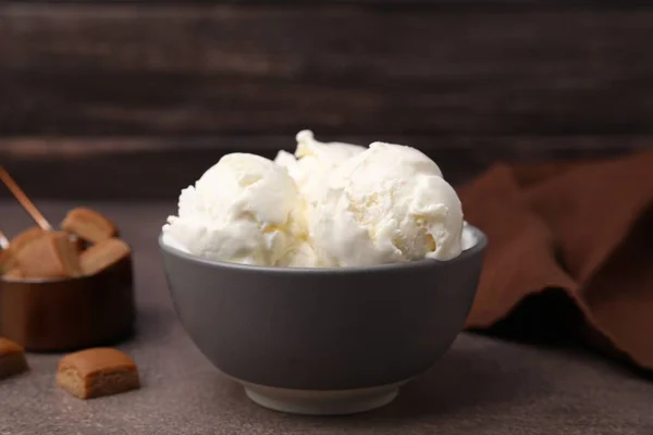 Delicious Vanilla Ice Cream Bowl Textured Table — Stock Photo, Image