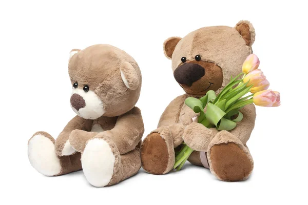 Niedliche Teddybären Mit Schönen Tulpen Isoliert Auf Weiß — Stockfoto