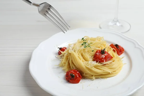 Eating Tasty Capellini Tomatoes Cheese White Wooden Table Closeup Exquisite — Stock Photo, Image