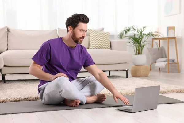 Man Meditating Laptop Home Space Text — Stock Photo, Image