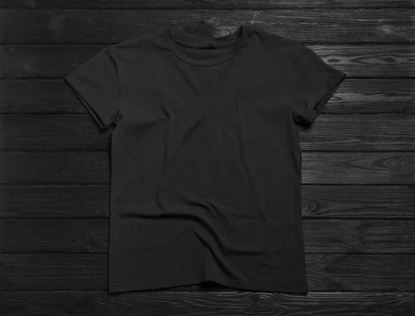 Elegante Shirt Sfondo Nero Legno Vista Dall Alto — Foto Stock