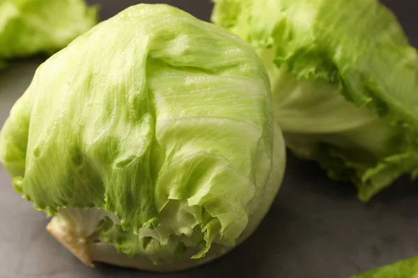 Fresh Green Iceberg Lettuce Heads Leaves Grey Table Closeup — Stock Photo, Image