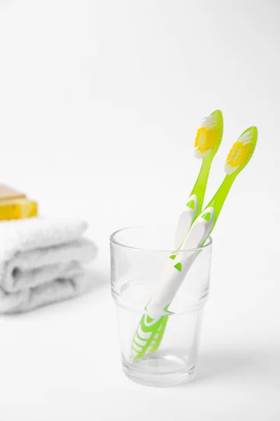 Light Green Toothbrush Glass Holder White Background — Stock Photo, Image