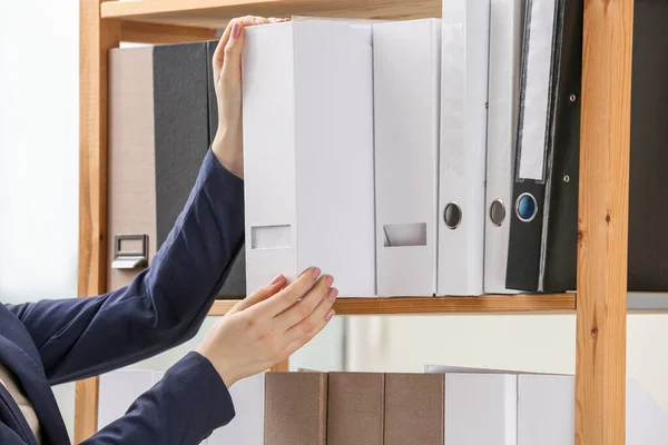 Woman Taking Folder Documents Shelf Office Closeup — Φωτογραφία Αρχείου