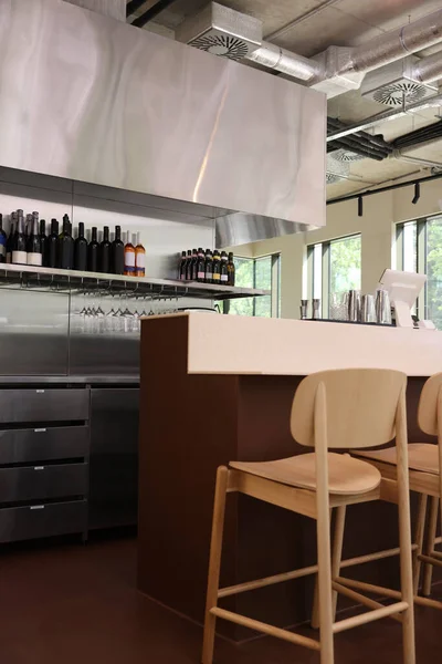 Kafe Modern Dengan Perabotan Bergaya Desain Interior — Stok Foto