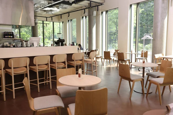 Modernes Café Mit Stilvollem Mobiliar Innenarchitektur — Stockfoto
