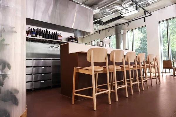 Kafe Modern Dengan Perabotan Bergaya Desain Interior — Stok Foto