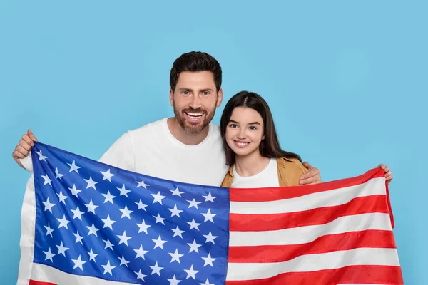 Julio Día Independencia Estados Unidos Feliz Hombre Hija Con Bandera —  Fotos de Stock