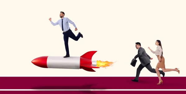 Competition Business Man Pulling Ahead Using Rocket While Others Running — Stock Photo, Image