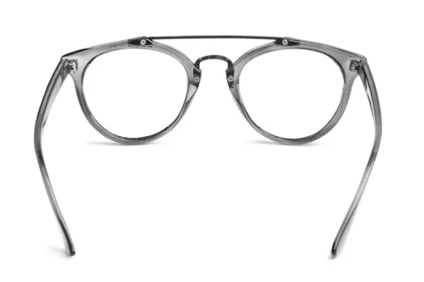 Gri Çerçeveli Şık Gözlükler Beyaza Izole Edilmiş — Stok fotoğraf
