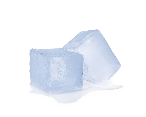 Кристально Чистые Кубики Льда Изолированные Белом — стоковое фото