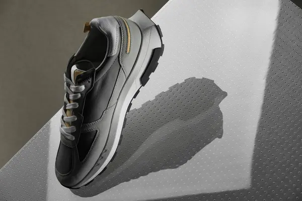 Stylish Presentation Trendy Sneaker Grey Background — Stock Photo, Image