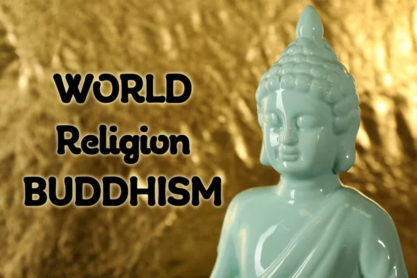 Buddhova Socha Text Buddhismus Zlatém Pozadí — Stock fotografie