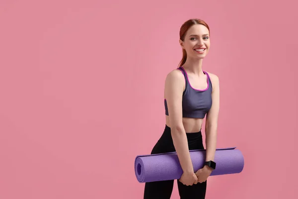 Woman Sportswear Fitness Mat Pink Background Space Text — Stock Photo, Image