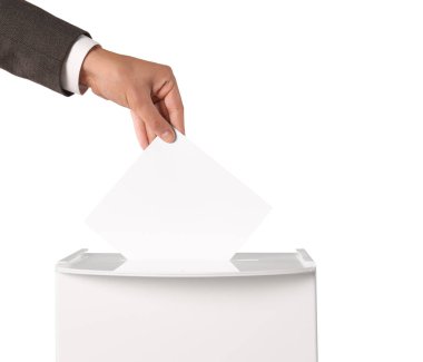 Adam onun oy oy sandığı beyaz zemin üzerine, closeup koyarak.