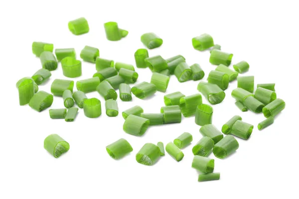 Gehackte Frische Grüne Zwiebeln Auf Weißem Hintergrund — Stockfoto