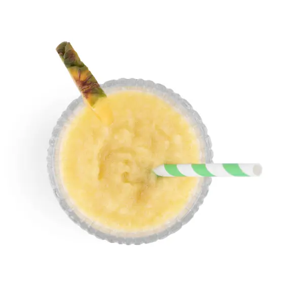 一杯美味的菠萝冰沙在白色的 顶部视图隔离 — 图库照片