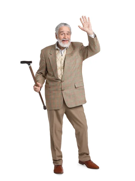 Starszy Mężczyzna Chodzącą Laską Machający Białym Tle — Zdjęcie stockowe