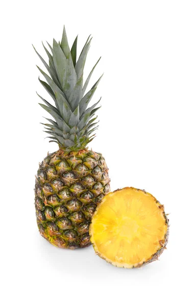 Whole Cut Tasty Ripe Pineapples Isolated White — Stock Photo, Image