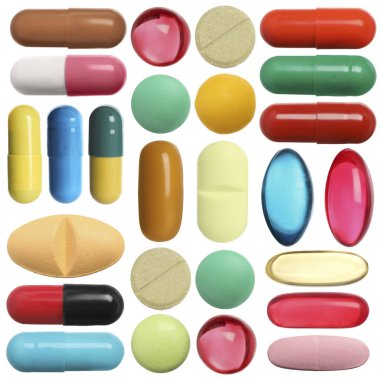 Beyaza izole edilmiş farklı haplar.