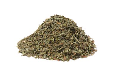 Beyaz üzerine izole edilmiş kuru tarhun yığını