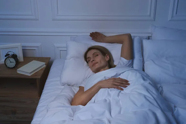 Beautiful Woman Sleeping Bed Night — стоковое фото