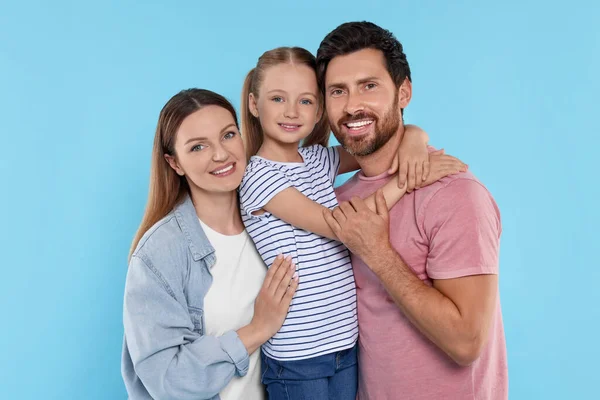Gelukkig Familie Samen Licht Blauwe Achtergrond — Stockfoto