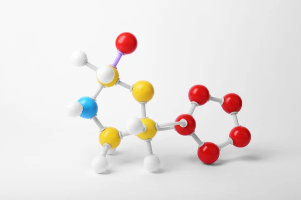 白い背景に分子の構造 化学モデル — ストック写真
