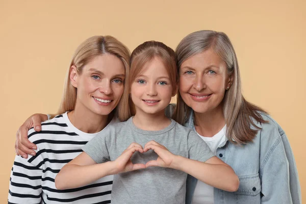 Tre Generationer Lycklig Mormor Hennes Dotter Och Barnbarn Att Göra — Stockfoto