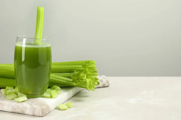 Glass Celery Juice Fresh Vegetables Light Gray Table Space Text — Stock Photo, Image