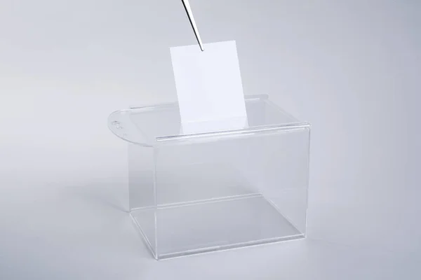 배경에 투표하는 Ballot Box — 스톡 사진