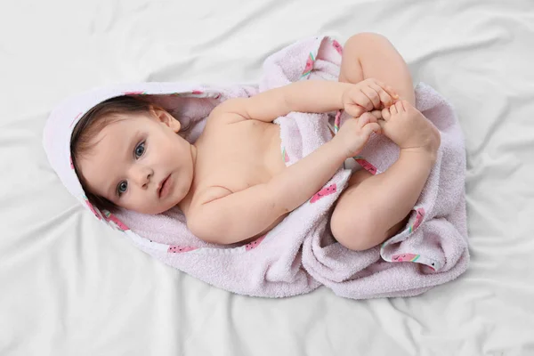 Cute Little Baby Wrapped Hooded Towel Bathing Bed Top View — Stock Photo, Image