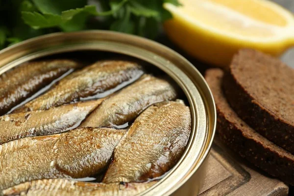 Tin Can Tasty Sprats Served Wooden Board Closeup — Stock Photo, Image