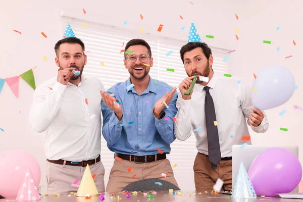 Coworkers Having Fun Office Party Indoors — Stock Photo, Image