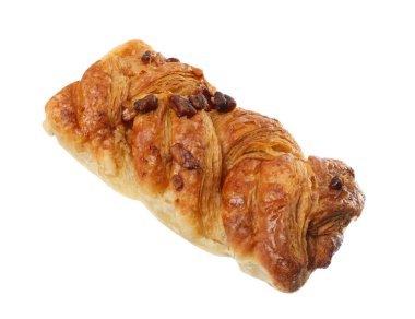 Beyaza izole edilmiş kuru üzümlü lezzetli çörekler. Taze hamur işi