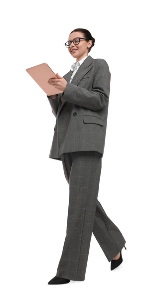 白い背景のタブレットとスーツの美しいビジネスマン — ストック写真