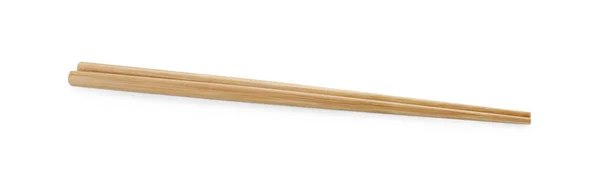 Ζευγάρι Των Ξύλινων Chopsticks Απομονωθεί Λευκό — Φωτογραφία Αρχείου