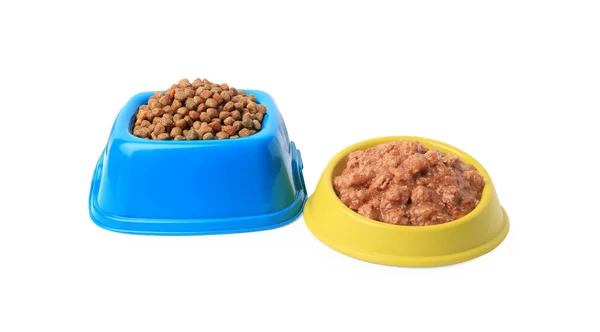 Alimenti Animali Domestici Secchi Bagnati Ciotole Alimentazione Sfondo Bianco — Foto Stock