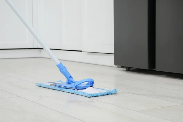 Cleaning Parquet Floor Mop Indoors — Stock Photo, Image