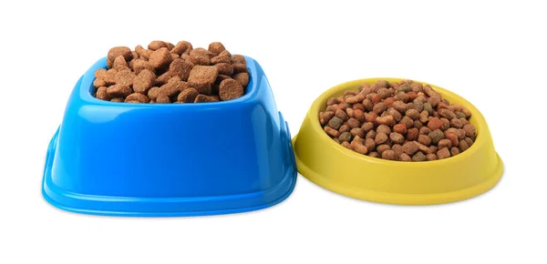 Alimento Seco Para Mascotas Tazones Alimentación Sobre Fondo Blanco — Foto de Stock