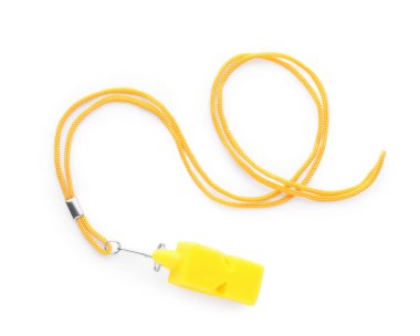 Sarı bir düdük turuncu kabloyla beyaza izole edilmiş, üst manzara